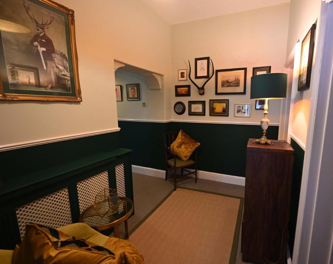 The Old Vicarage B&B, Corris Махинллет Экстерьер фото